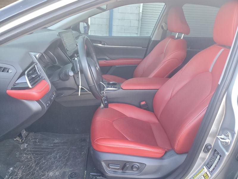 Photo 7 from auction – 2023 TOYOTA CAMRY with VIN 4T1K31AK3PU057992