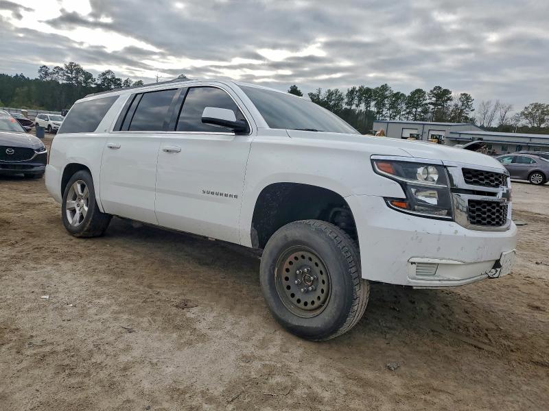 Photo 4 from auction – 2017 CHEVROLET SUBURBAN K with VIN 1GNSKHKC9HR258587