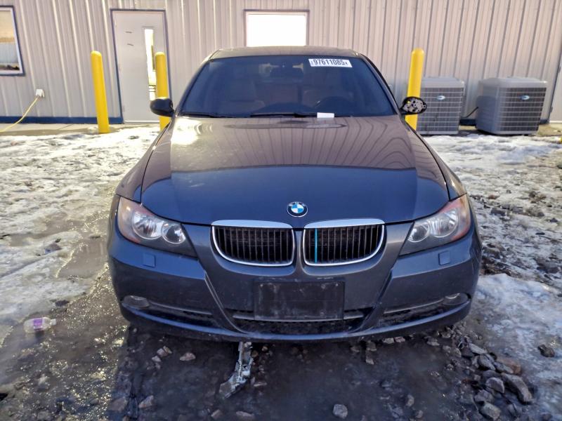 Photo 5 from auction – 2008 BMW 328 XI with VIN WBAVC935X8K040818