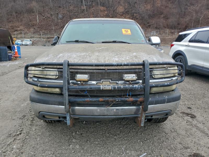 Photo 5 from auction – 2001 CHEVROLET SILVERADO with VIN 1GCEK19T01E204403
