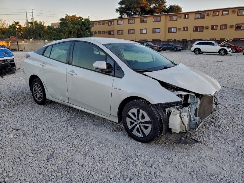 Photo 4 from auction – 2016 TOYOTA PRIUS with VIN JTDKARFU1G3028614