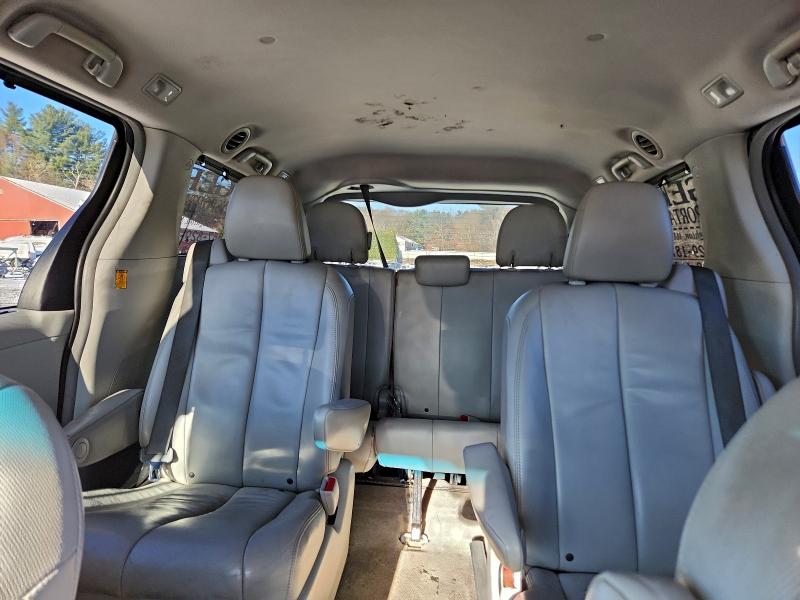 Photo 10 from auction – 2013 TOYOTA SIENNA with VIN 5TDDK3DC9DS052389