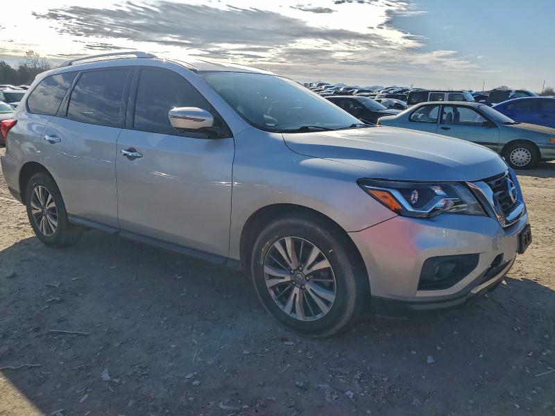 Photo 4 from auction – 2019 NISSAN PATHFINDER with VIN 5N1DR2MM6KC608442