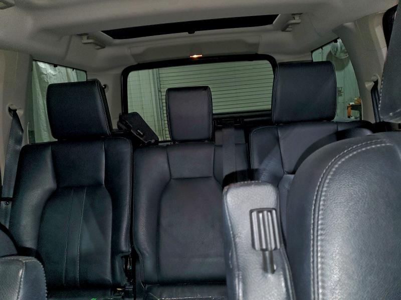 Photo 10 from auction – 2012 LAND ROVER LR4 HSE with VIN SALAG2D48CA612866