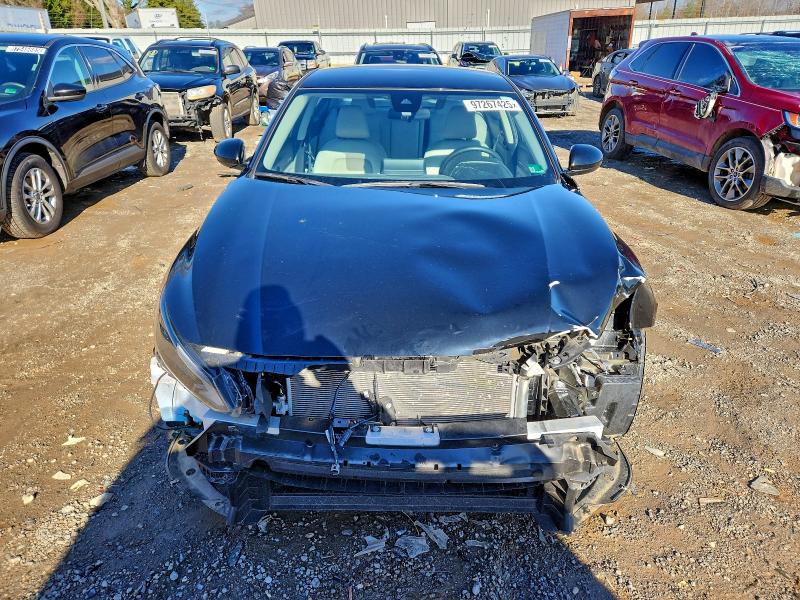 Photo 5 from auction – 2023 NISSAN ALTIMA with VIN 1N4BL4DV8PN330324