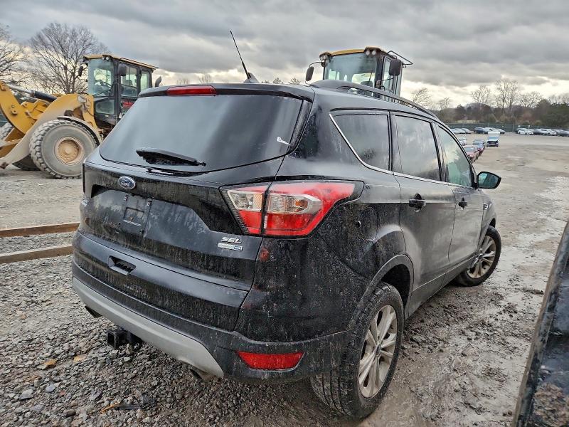 Photo 3 from auction – 2018 FORD ESCAPE SEL with VIN 1FMCU9HD6JUC11383
