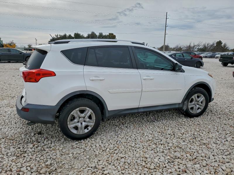 Photo 3 from auction – 2013 TOYOTA RAV4 LE with VIN 2T3ZFREV7DW042746