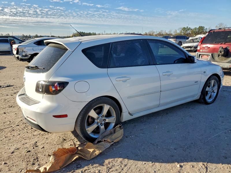 Photo 3 from auction – 2005 MAZDA 3 HATCHBAC with VIN JM1BK343651281621