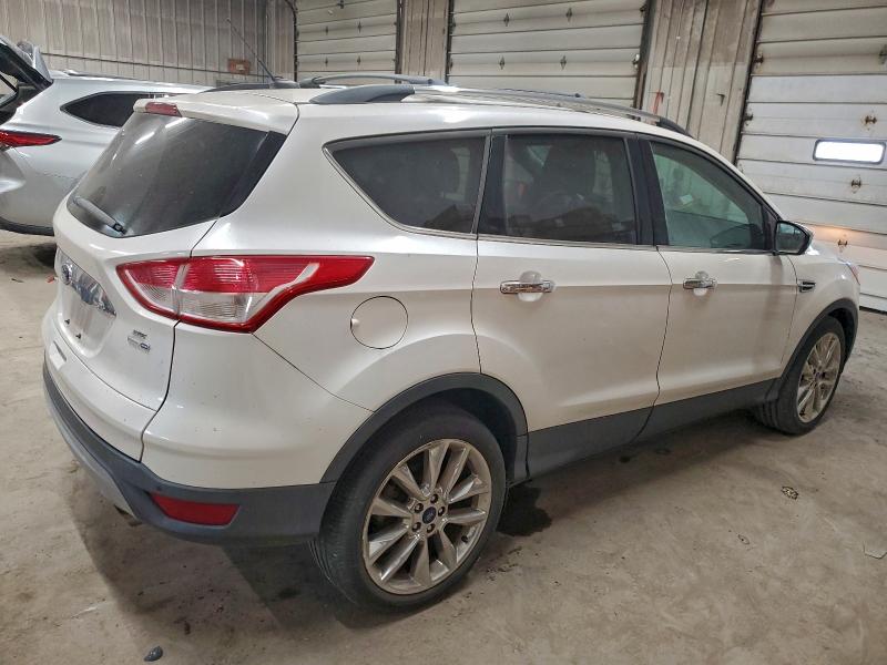 Photo 3 from auction – 2015 FORD ESCAPE SE with VIN 1FMCU9GX3FUB35625