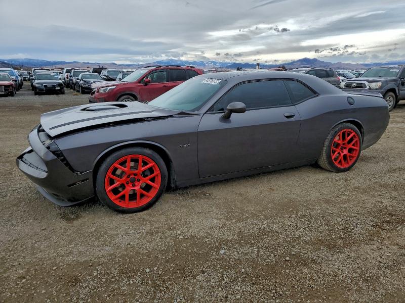 DODGE CHALLENGER 2016 with VIN 2C3CDZBTXGH153556 - Photo from auction