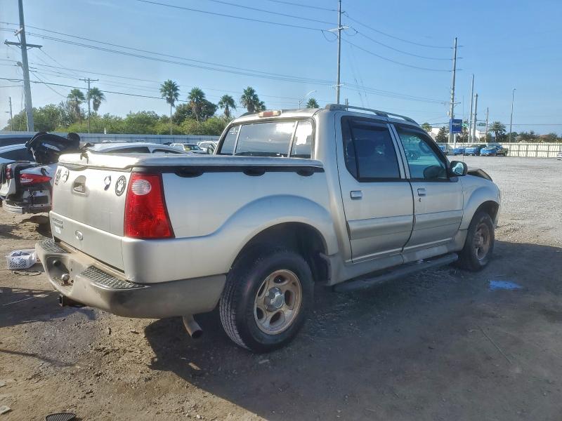 Photo 3 from auction – 2003 FORD EXPLORER S with VIN 1FMZU67E13UA18595