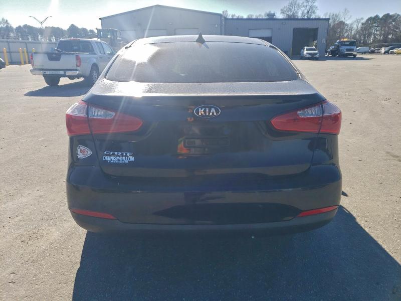 Photo 6 from auction – 2014 KIA FORTE LX with VIN KNAFX4A63E5136176