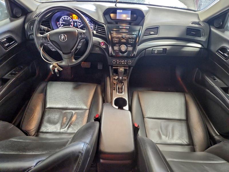 Photo 8 from auction – 2014 ACURA ILX with VIN 19VDE1F32EE000132