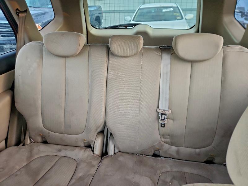 Photo 10 from auction – 2008 KIA RONDO with VIN KNAFG525287174762