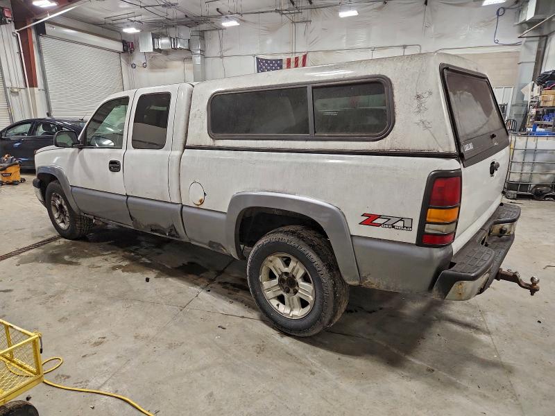 Photo 2 from auction – 2005 CHEVROLET SILVERADO with VIN 1GCEK19T85E182625