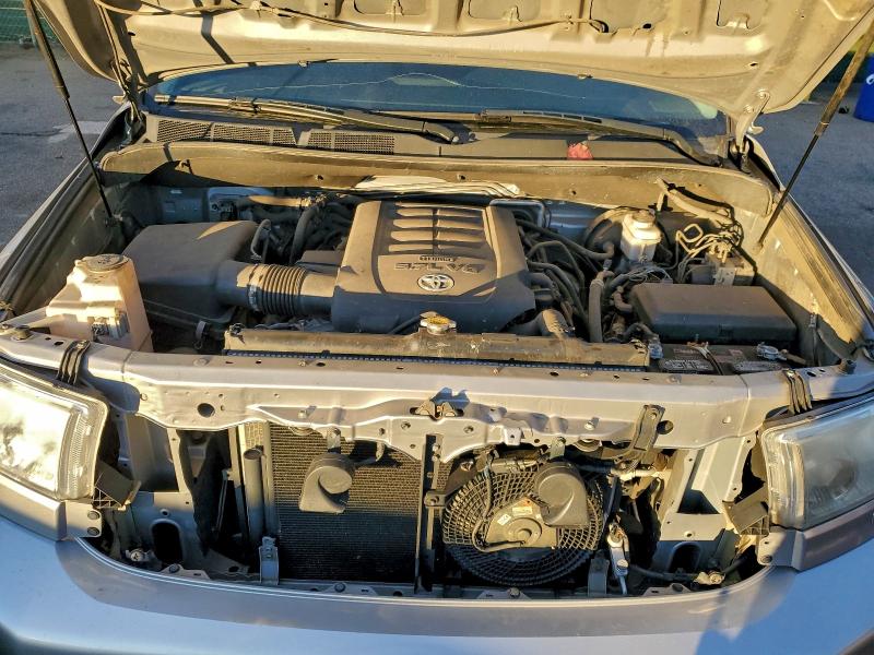 Photo 11 from auction – 2013 TOYOTA SEQUOIA SR with VIN 5TDBW5G17DS076286