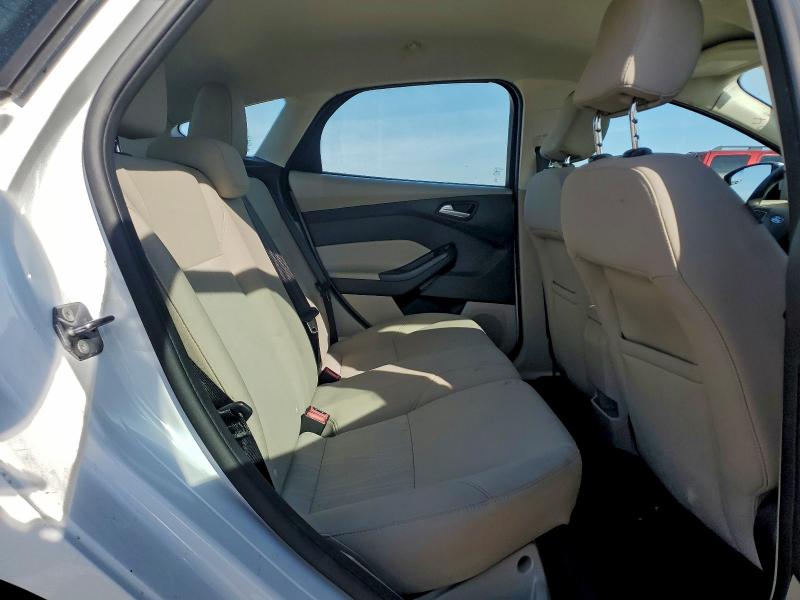 Photo 10 from auction – 2016 FORD FOCUS with VIN 1FADP3K2XGL239339