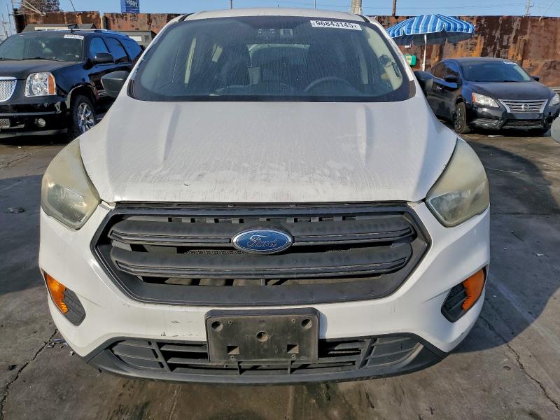 Photo 5 from auction – 2017 FORD ESCAPE S with VIN 1FMCU0F73HUB53736