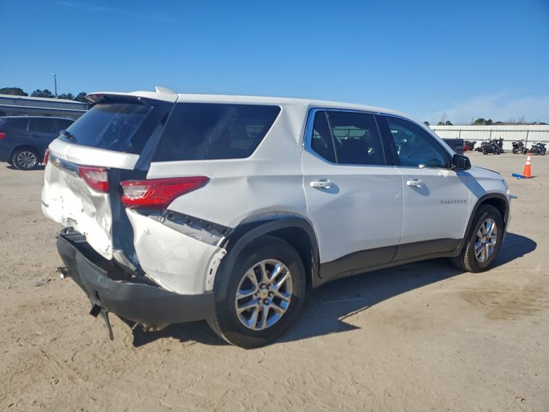 Photo 3 from auction – 2020 CHEVROLET TRAVERSE L with VIN 1GNERFKW6LJ114400