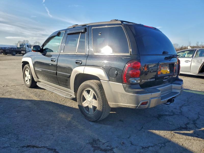 Photo 2 from auction – 2003 CHEVROLET TRAILBLAZE with VIN 1GNDT13S132283004