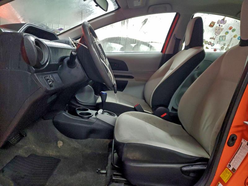 Photo 7 from auction – 2012 TOYOTA PRIUS C with VIN JTDKDTB30C1031236