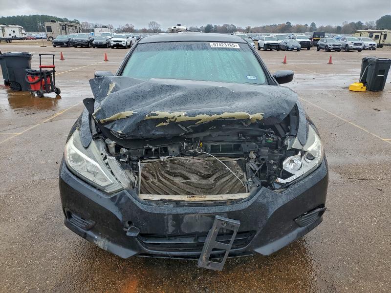Photo 5 from auction – 2017 NISSAN ALTIMA 2.5 with VIN 1N4AL3AP1HN338245