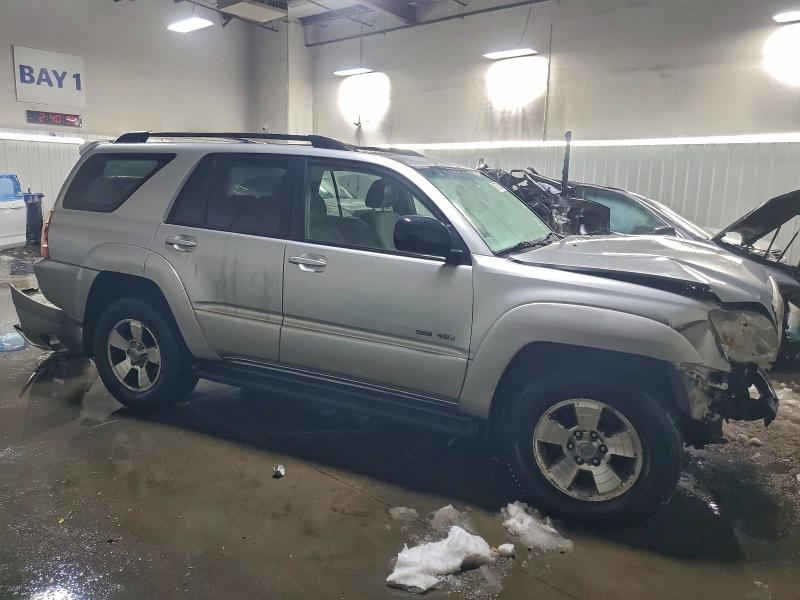 Photo 4 from auction – 2004 TOYOTA 4RUNNER SR with VIN JTEBU14R548016905