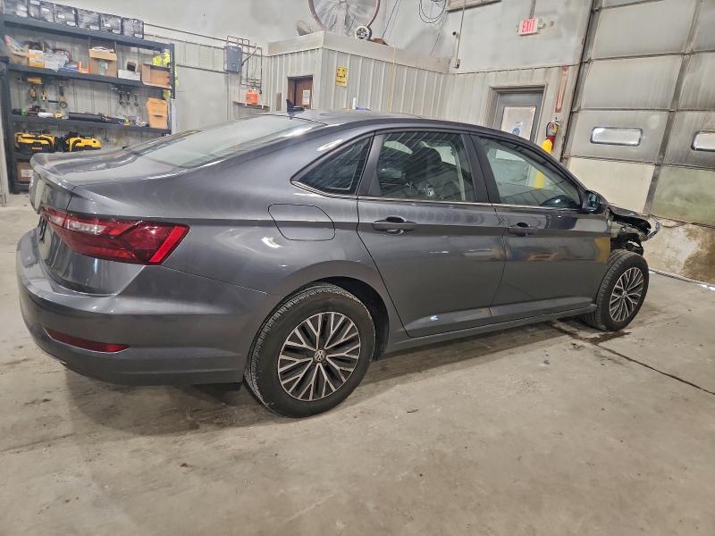 Photo 3 from auction – 2021 VOLKSWAGEN JETTA with VIN 3VWC57BUXMM073285