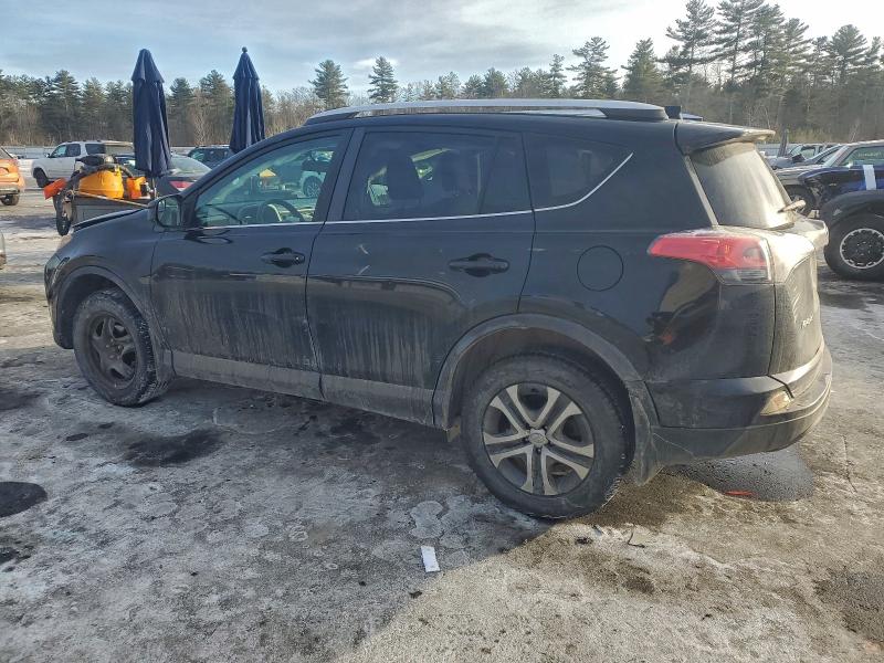 Photo 2 from auction – 2016 TOYOTA RAV4 LE with VIN 2T3BFREV8GW501935