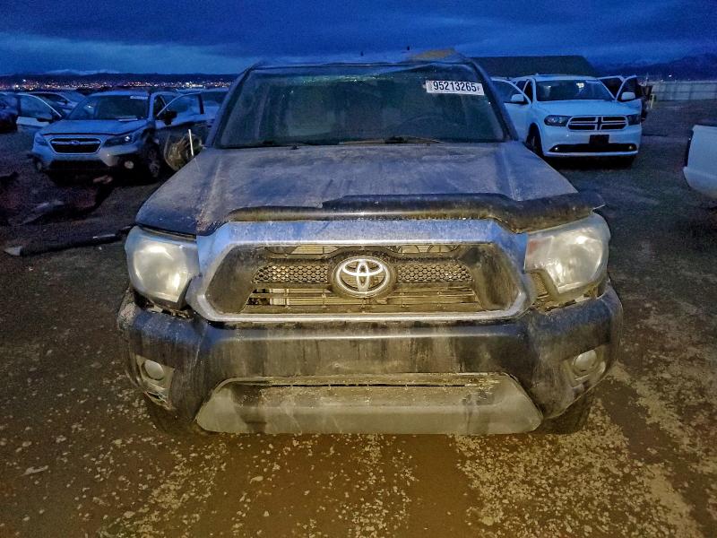 Photo 5 from auction – 2015 TOYOTA TACOMA DOU with VIN 3TMLU4EN9FM169680