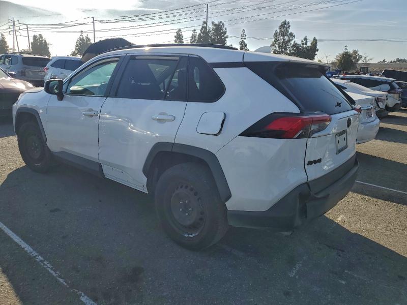 Photo 2 from auction – 2019 TOYOTA RAV4 LE with VIN 2T3H1RFV8KC019063