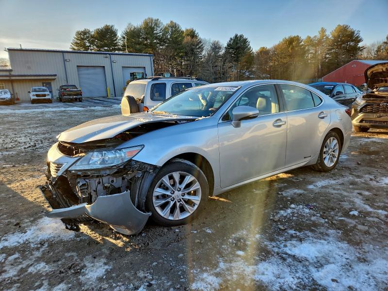LEXUS ES 2014 with VIN JTHBW1GG4E2042925 - Photo from auction