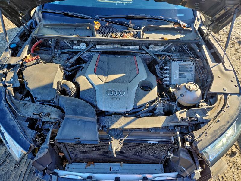 Photo 11 from auction – 2018 AUDI SQ5 PREMIU with VIN WA1A4AFY2J2220560
