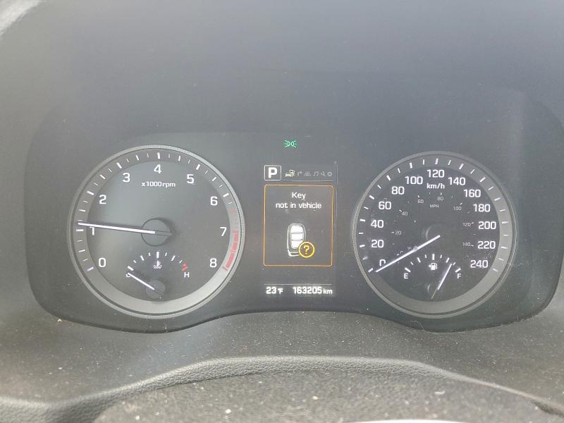 Photo 9 from auction – 2017 HYUNDAI TUCSON LIM with VIN KM8J3CA23HU435737