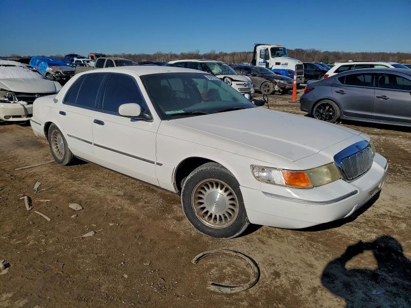 Photo 4 from auction – 2002 MERCURY GRAND MARQ with VIN 2MEFM75W12X660247