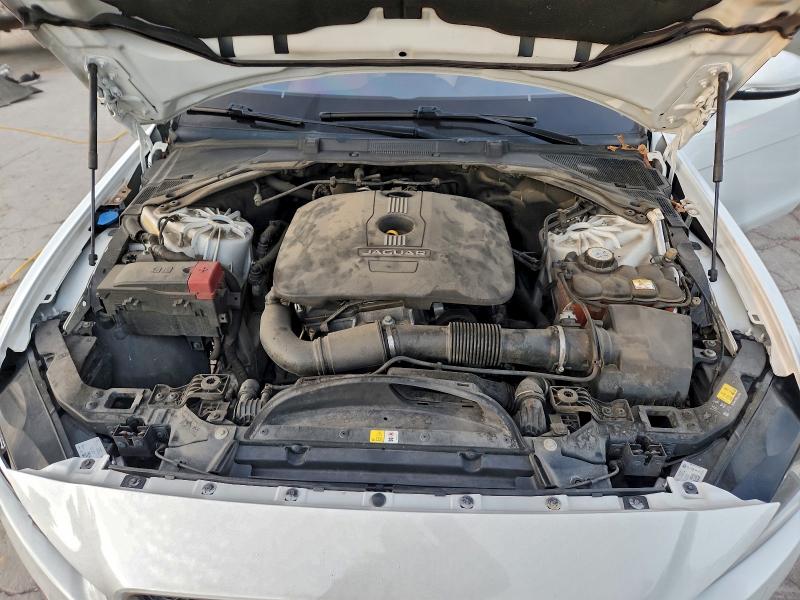 Photo 11 from auction – 2017 JAGUAR XE PREMIUM with VIN SAJAD4BG3HA969034