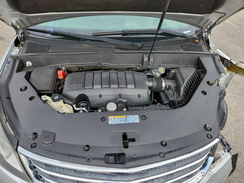 Photo 11 from auction – 2017 CHEVROLET TRAVERSE L with VIN 1GNKRGKD6HJ175745