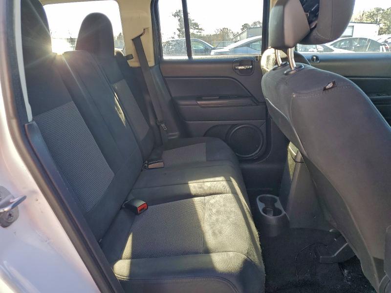 Photo 11 from auction – 2014 JEEP PATRIOT SP with VIN 1C4NJPBA3ED692238