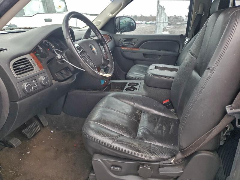 Photo 7 from auction – 2010 CHEVROLET TAHOE with VIN 1GNUKDDJ2AR177837