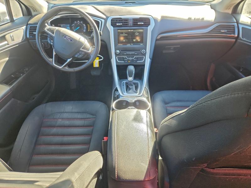 Photo 8 from auction – 2016 FORD FUSION SE with VIN 3FA6P0T95GR305087