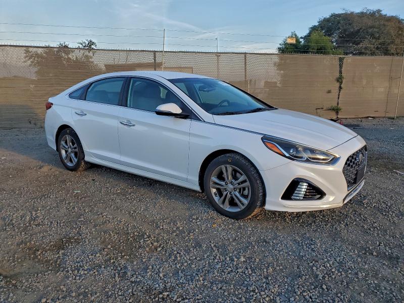 Photo 4 from auction – 2019 HYUNDAI SONATA LIM with VIN 5NPE34AF4KH747274
