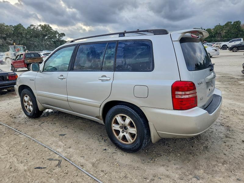 Photo 2 from auction – 2002 TOYOTA HIGHLANDER with VIN JTEGF21A020058821
