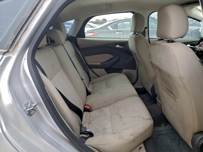 Photo 10 from auction – 2016 FORD FOCUS SE with VIN 1FADP3K24GL379175
