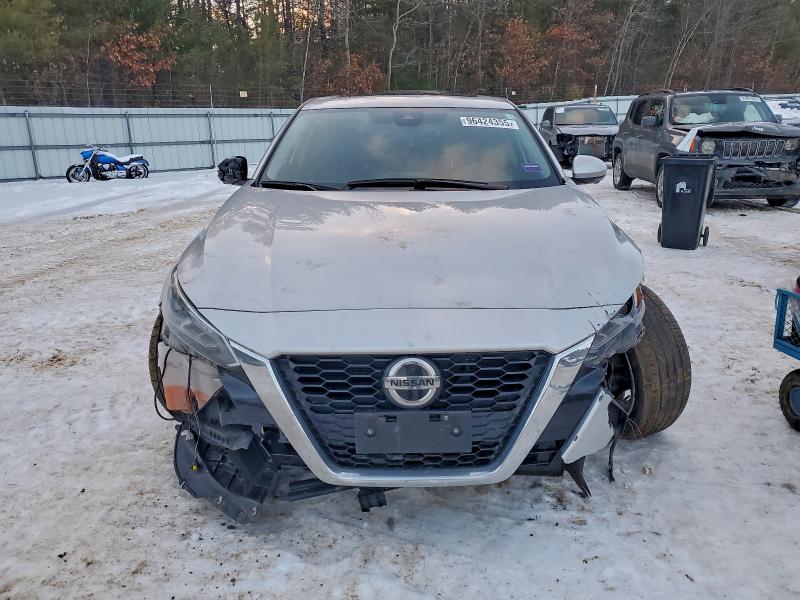 Photo 5 from auction – 2021 NISSAN ALTIMA PLA with VIN 1N4BL4FW3MN376516