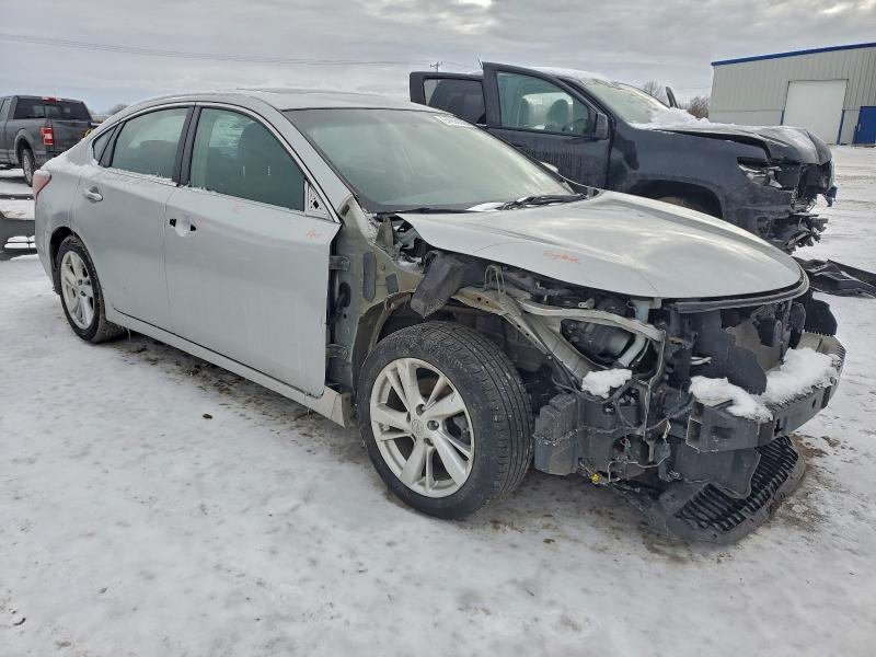 Photo 4 from auction – 2013 NISSAN ALTIMA with VIN 1N4AL3AP0DN422289