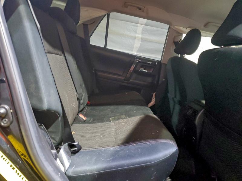 Photo 11 from auction – 2016 TOYOTA 4RUNNER SR with VIN JTEBU5JR4G5281252