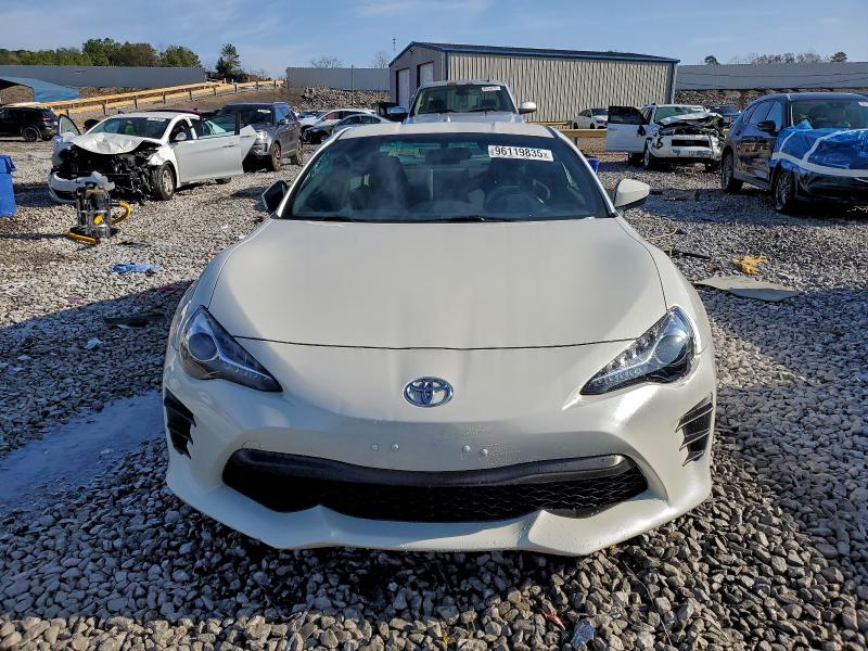 Photo 5 from auction – 2017 TOYOTA 86 BASE with VIN JF1ZNAA11H8706838