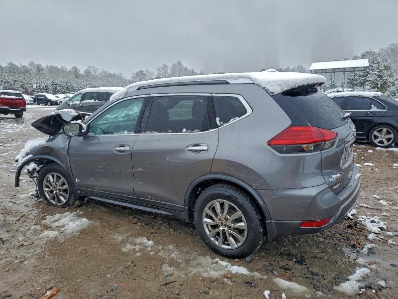 Photo 2 from auction – 2017 NISSAN ROGUE S with VIN KNMAT2MV4HP572513