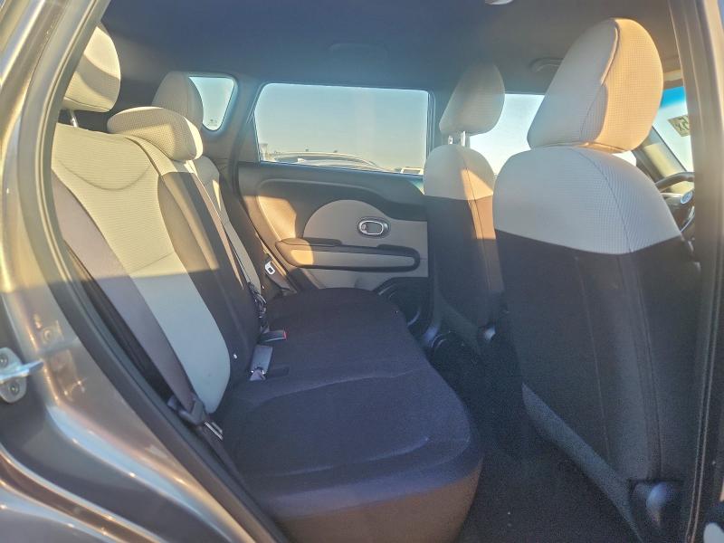 Photo 10 from auction – 2016 KIA SOUL with VIN KNDJN2A20G7350604