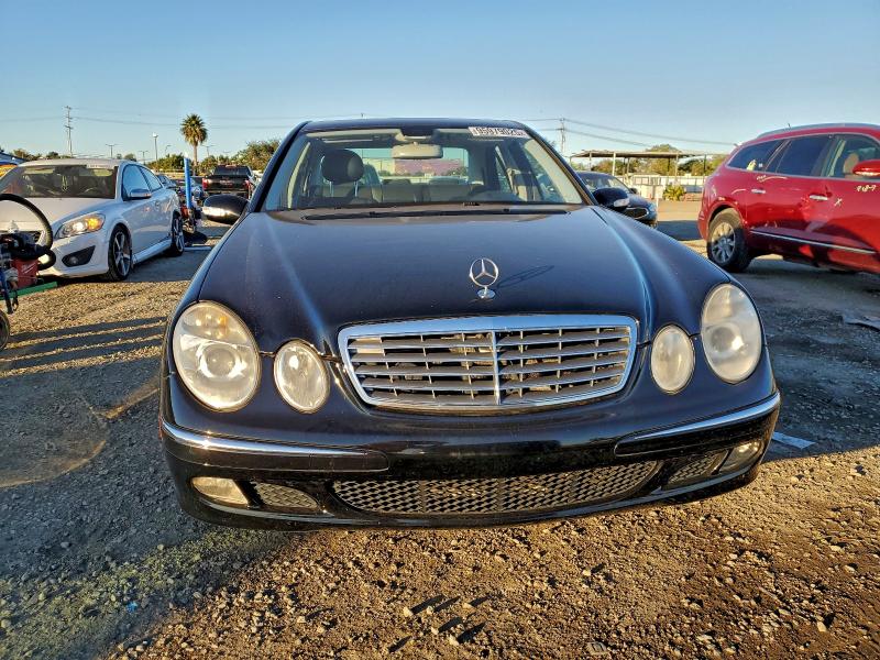 Photo 5 from auction – 2005 MERCEDES-BENZ E 320 with VIN WDBUF65J65A612840